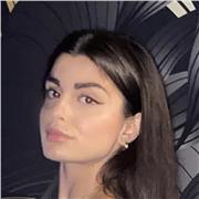 Laure triennale in mediazione linguistica presso la SSML Gregorio VII di Roma, specializzata in inglese, spagnolo e francese